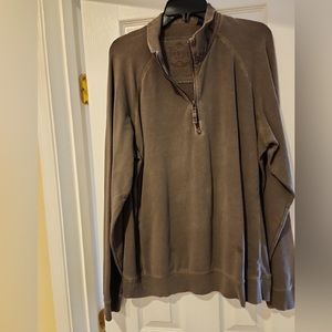 Olive colored tommy Bahamas zip up in very good condition